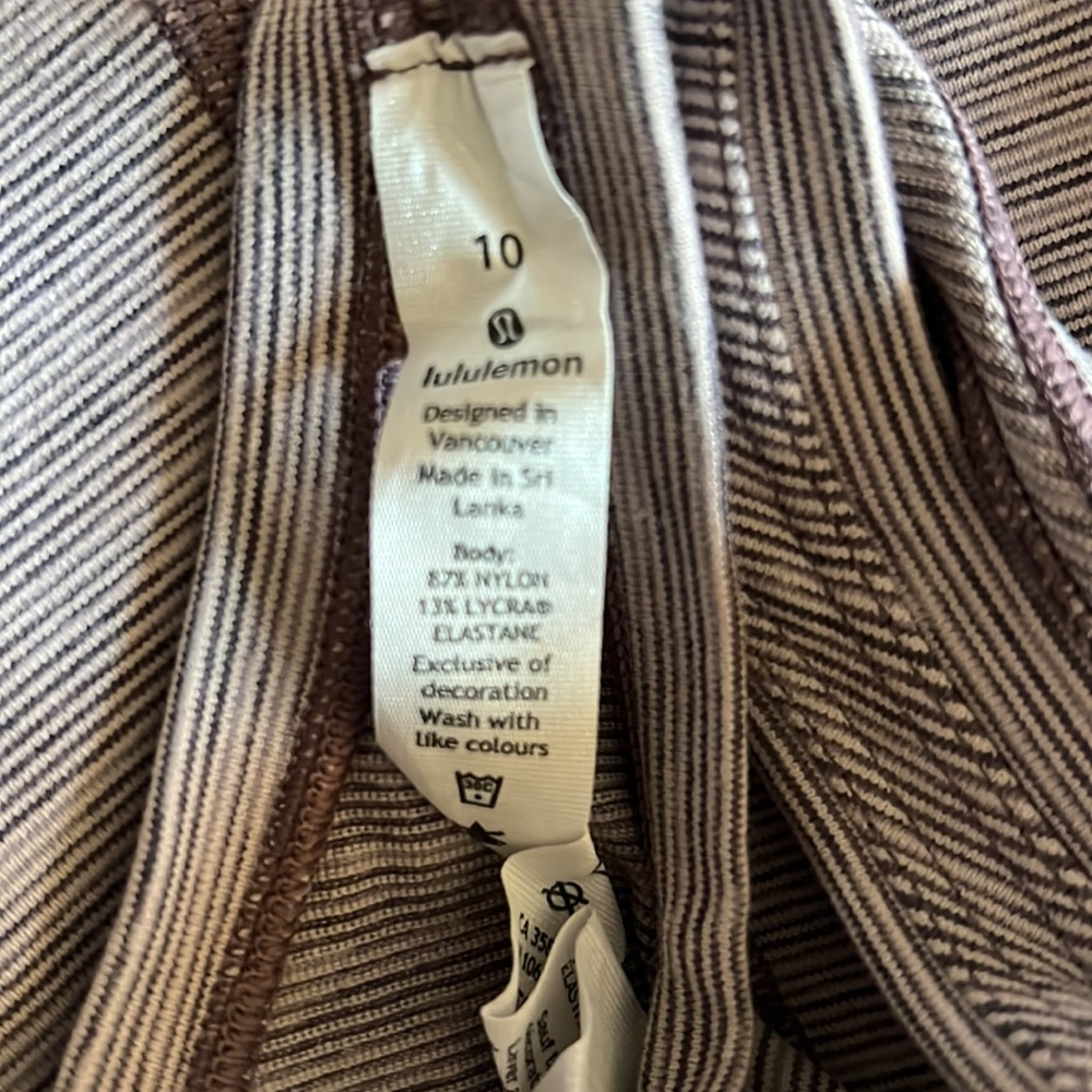 πΉ Lululemon Racerback Tank Top - Picture 3 of 3